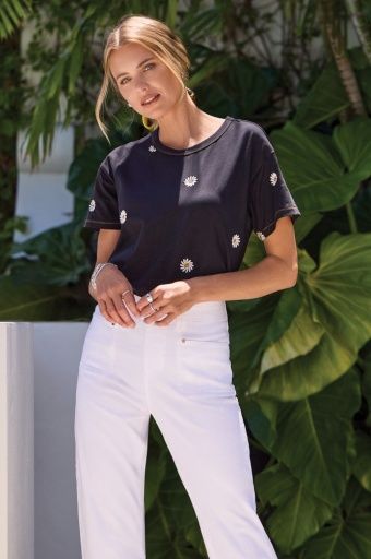 S/S TOP W/EMB, Size: S