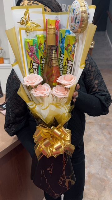 Customize Candy/Wine Bouquet ( Made to order - please allow 10 business days lead time)