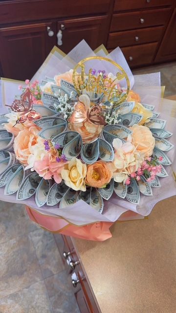 Classic Fold - Prop Currency Bouquet (Made to order - please allow 10 business days lead time)