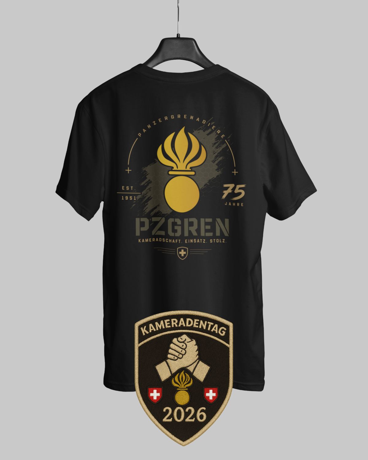 pzgren Kameraden T-Shirt + Badge