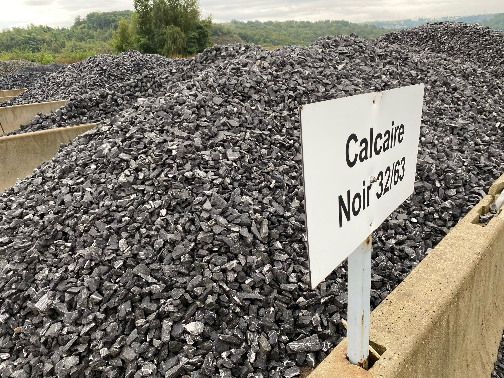 Bigbag 1m3 calcaire gris anthracite 32/63