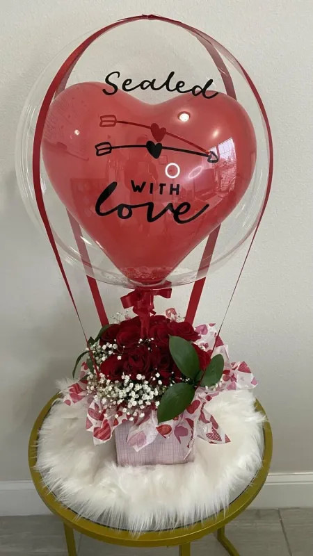 "Sealed with love" balloon