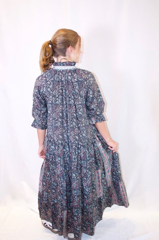 Black Paisley Maxi