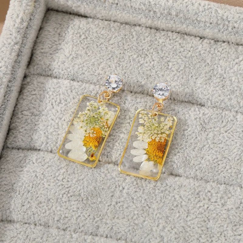 Daisy Earrings