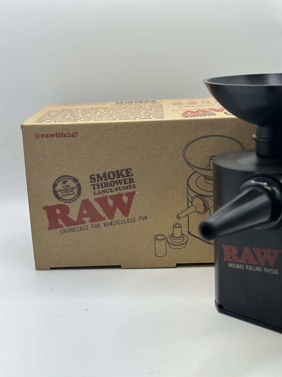 raw smoke thrower