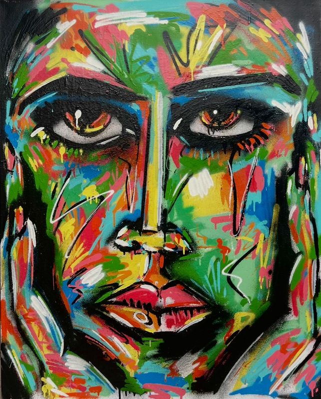 Following eyes