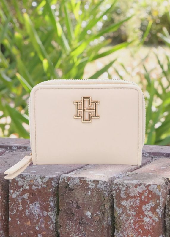 Nadine Zippered Wallet