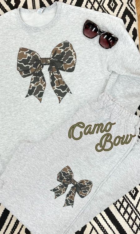 Big On Bows Graphic Sweatpants