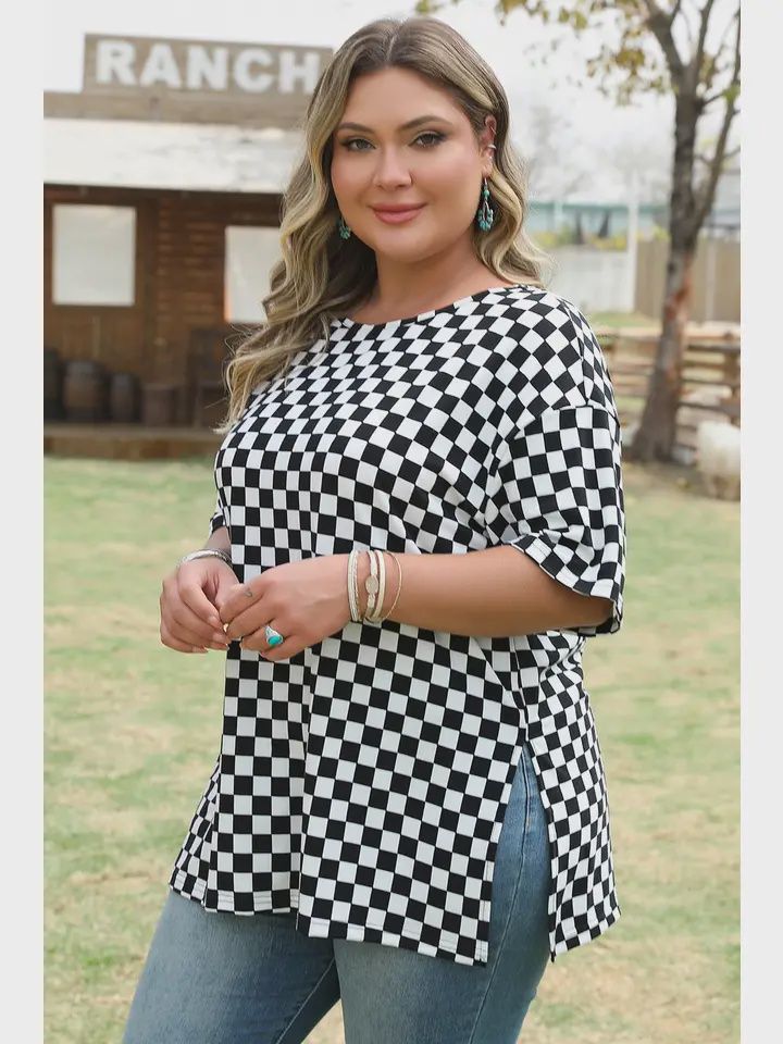 Plus Size Checker Round Neck T-Shirt, Size: 1X