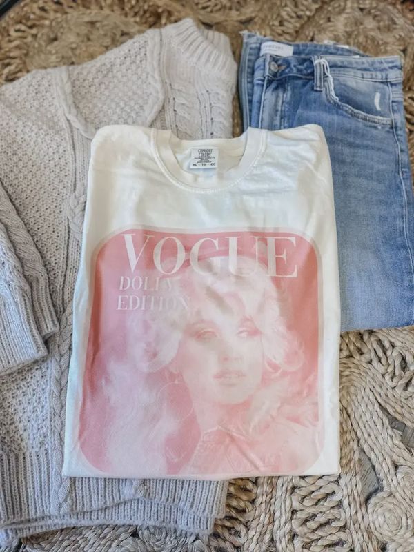 Dolly Valentine&#39;s Comfort Colors Graphic T-Shirt