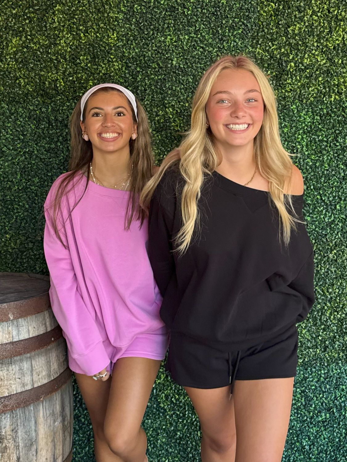 Fleece Boat Neck Sweatshirts &amp; Shorts 2pcs Set, Color: Black, Size: Small