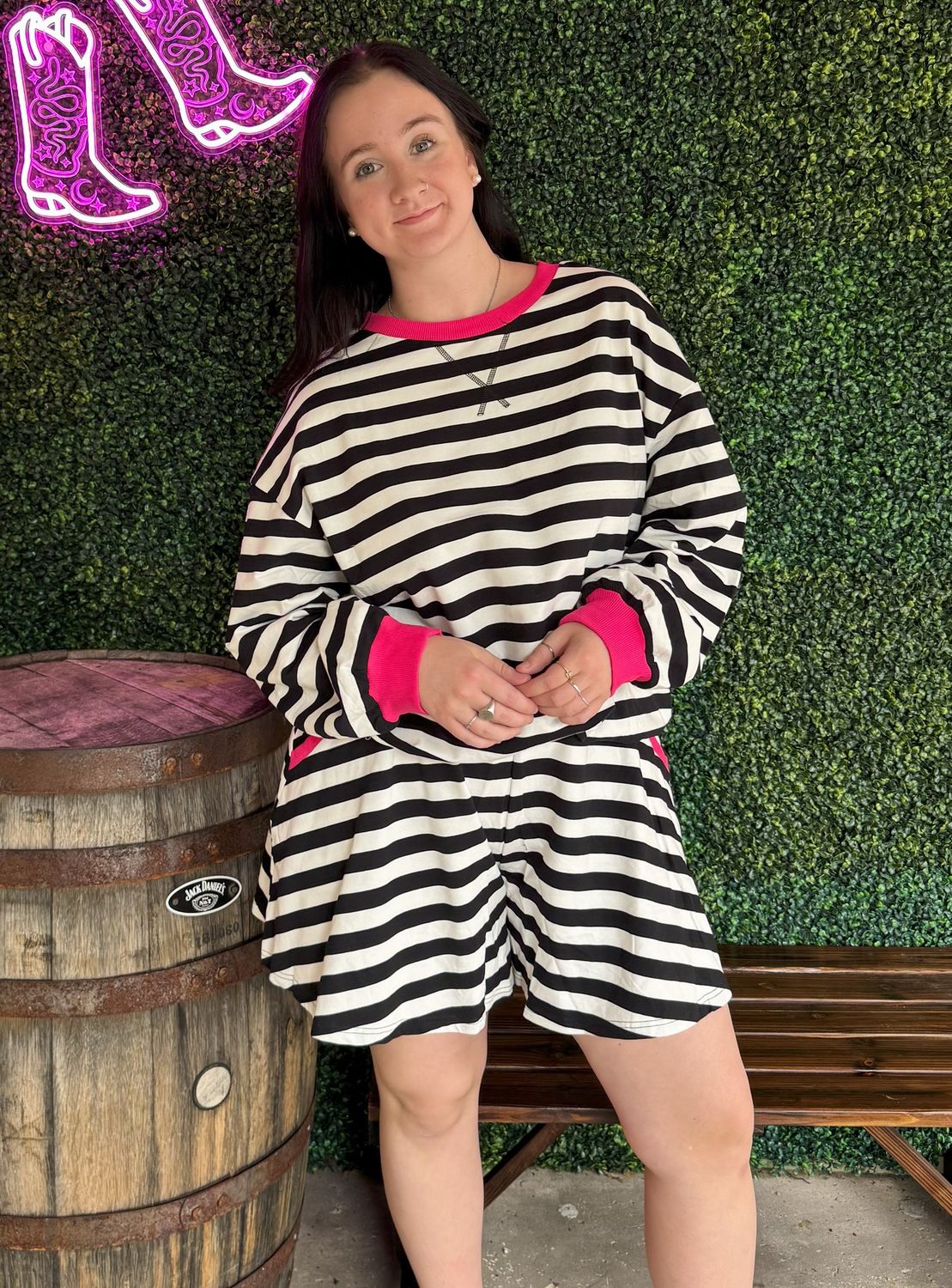 Plus Size Stripe Colorblock Pullover and Shorts Set, Size: 1X-Large