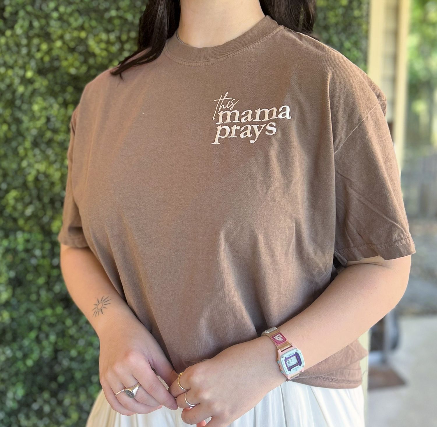 Embroidered This Mama Prays Tee, Size: Small