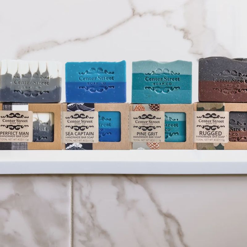 The Lumberjack Men&#39;s Christmas Gift Box- 16oz Handmade Soaps