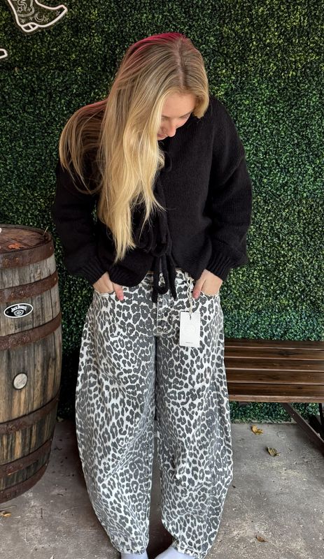 High Rise Reopard Horseshoe JEANS