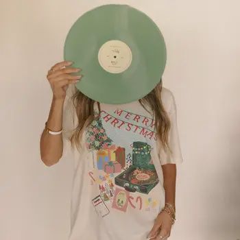 A Vintage Christmas Graphic Tee, Size: Small