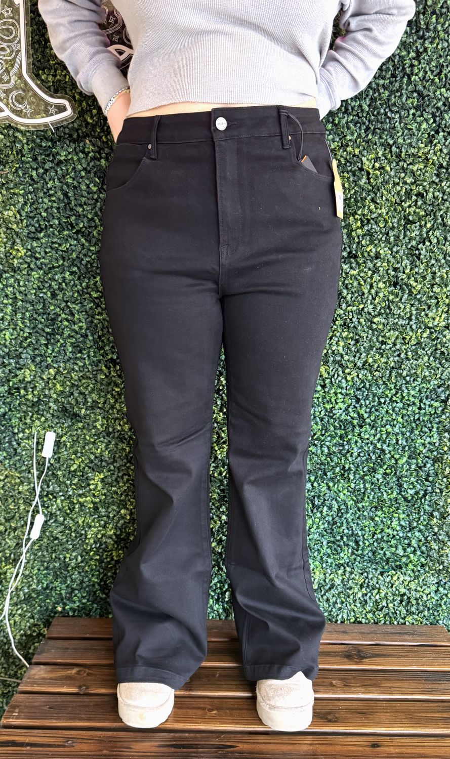 Mid Rise Flare Jeans/ Black, Size: 1X