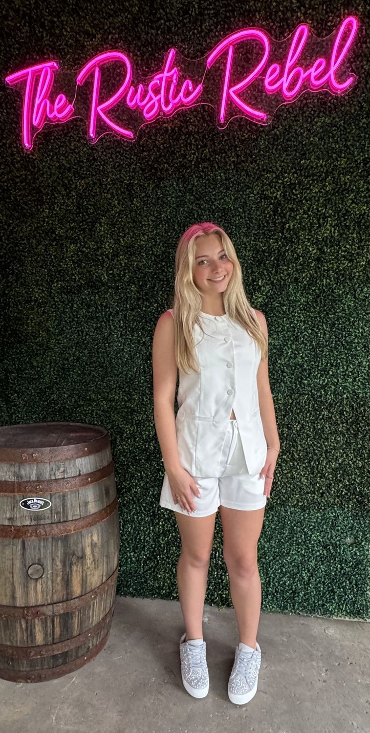 Sleeveless Button-Up Top and Shorts Set, Size: Small