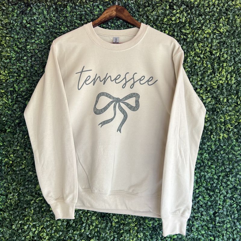 Camo Tennessee Coquette Graphic Crewneck Sweatshirt