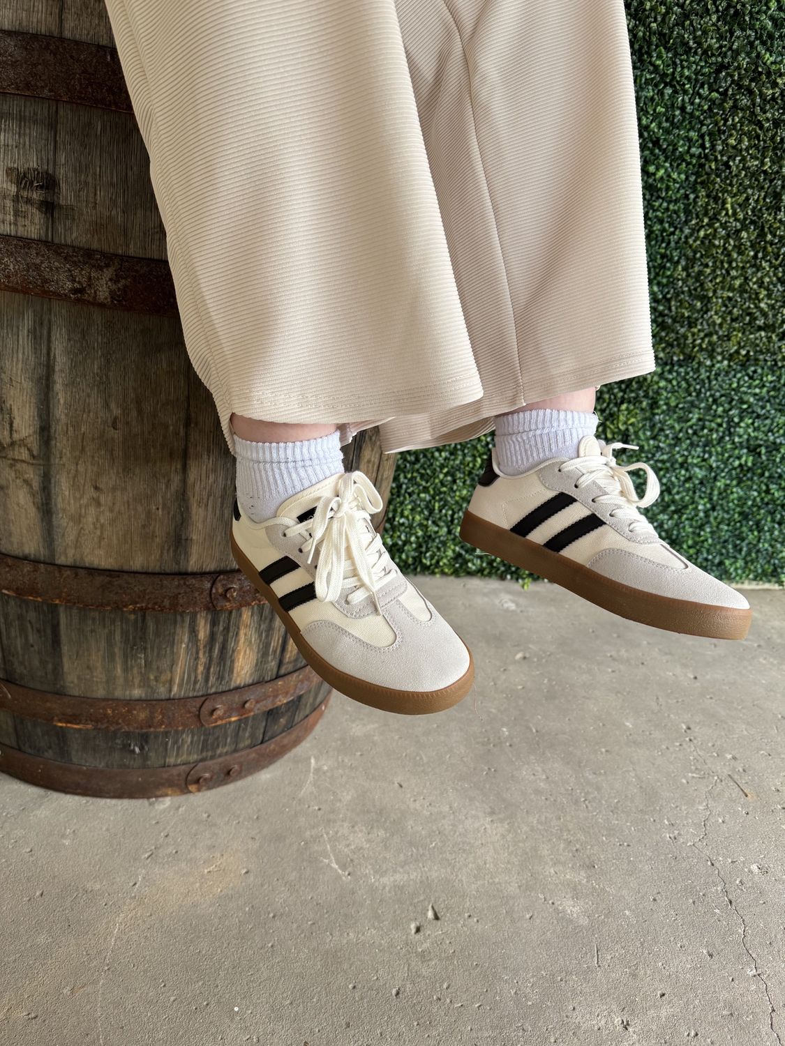 Ldc Striped Lace-Up Flat Sneakers, Size: 6