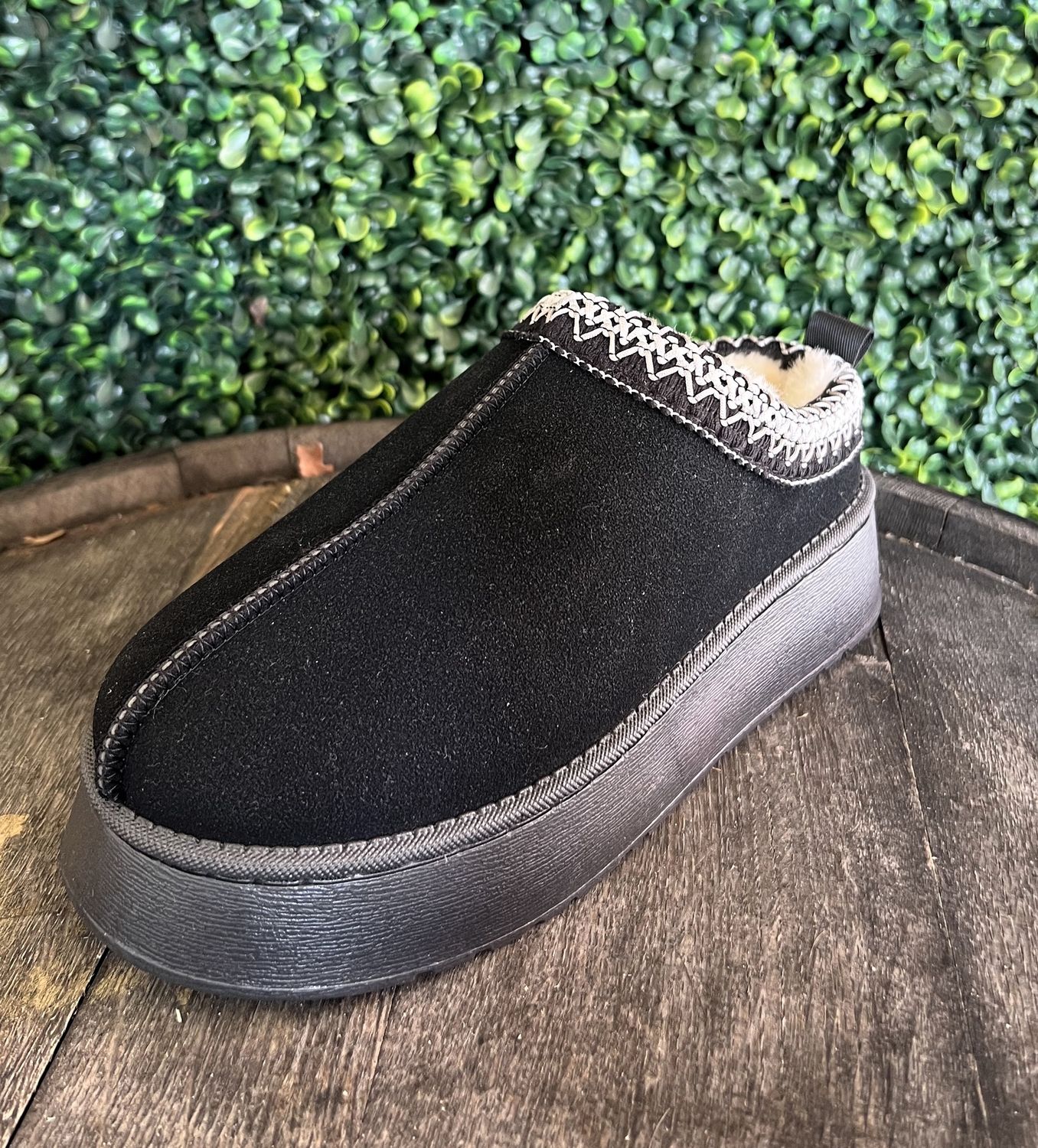 Soda Eagle Women Platform Slipon Cozy Winter Snow Mules, Color: Black, Size: 9