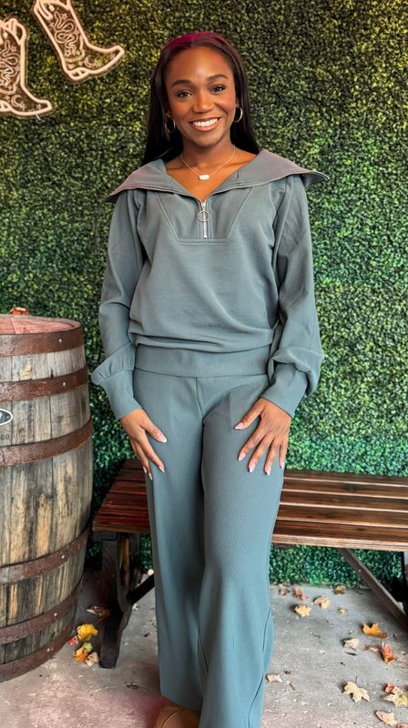 Ribbed High Neck Half Zip Pullover &amp; Pants Set
