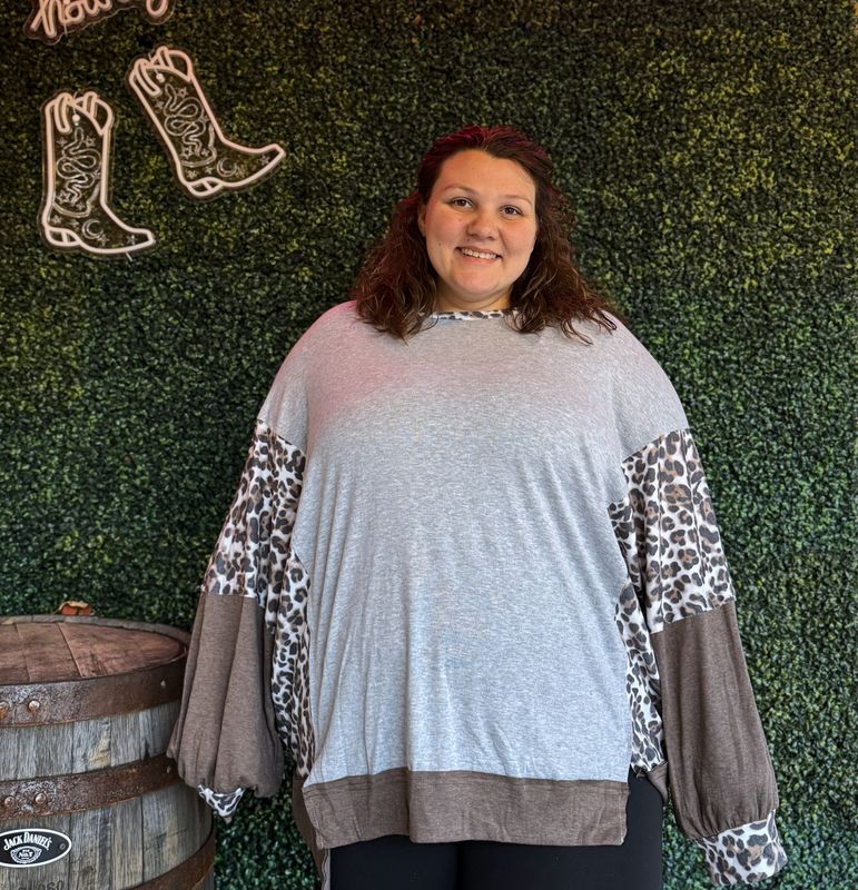 Leopard Color Contrast Bulky Top