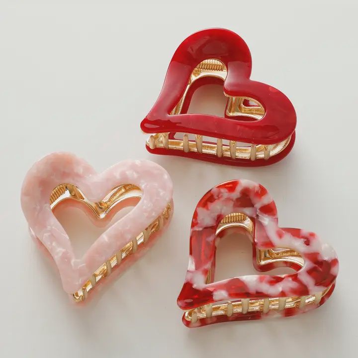 Juliette Valentine | Small Heart Metal Claw Clip