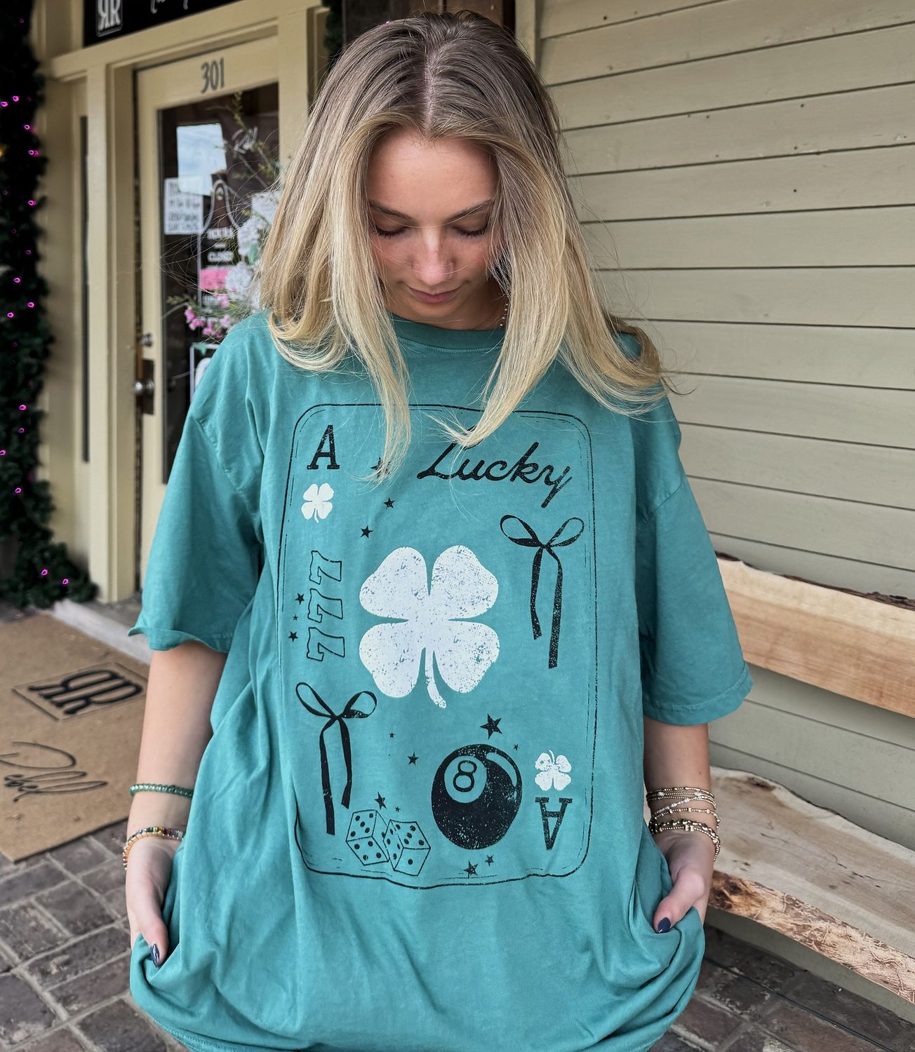 Lucky 777 Clover Ace Oversized Mineral Graphic Tee, Size: Small