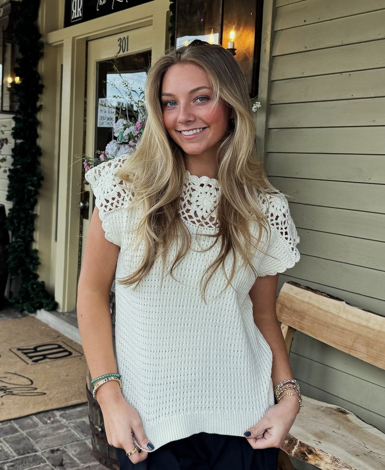 Relaxed Fit Crochet Scalloped Knit Top, Size: Small