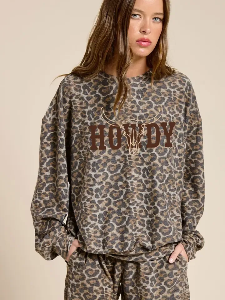Puff' Cow Skull Howdy Graphic L/S French Terry Pullover, Size: Small