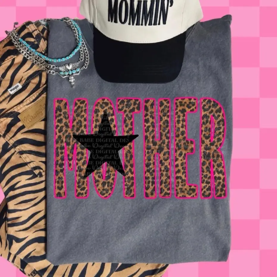 Leopard Mother Star Mom Mother's Day Graphic Tee, Size: Small