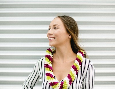 MIXED COLOR ORCHID SPIRAL LEI WITH FREE SHIPPING - WHITE + GREEN + PURPLE