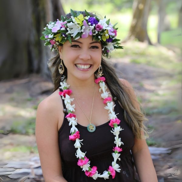 tuberose lei with carnations - Hawaiian fragrant lei