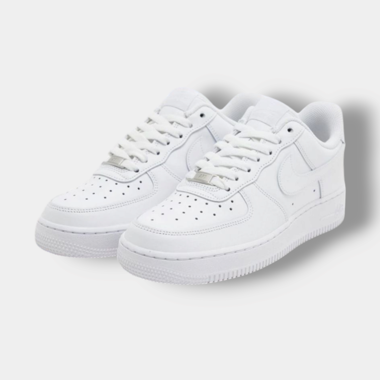 Nike Air Force 1 Triple White