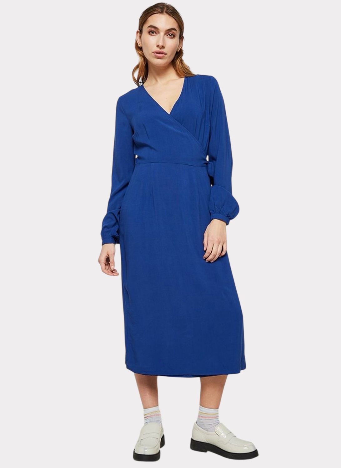 ROBE YAS