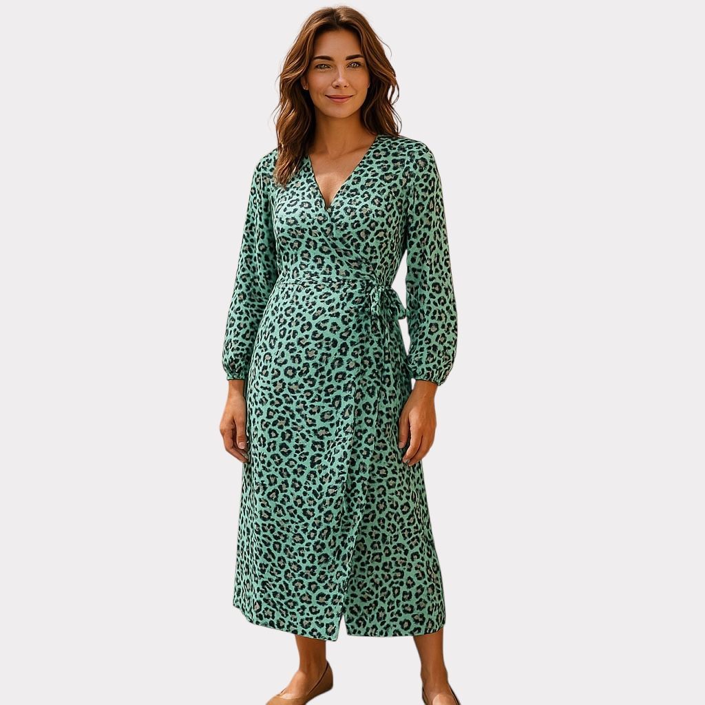 ROBE IN THE STYLE
