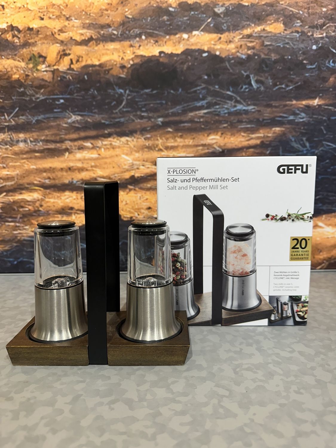 Gefu x-plosion salt and pepper mill set Gefu x-plosion salt and pepper mill set