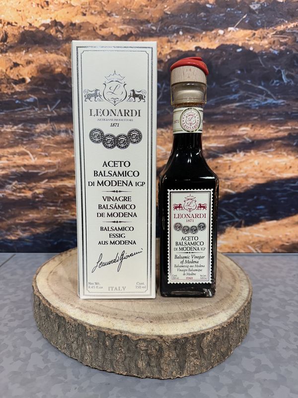 Aceto Balsamico di Modena I.G.P. 250ml (8 jaar gerijpt) Aceto Balsamico di Modena I.G.P. 250ml (8 jaar gerijpt)