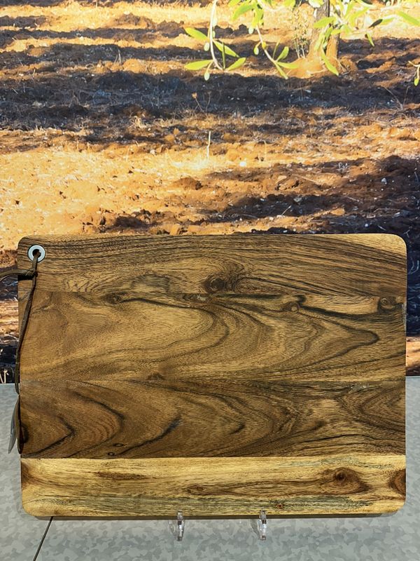 Acacia rechthoekige plank met gat 46x33x1,5cm Acacia rechthoekige plank met gat 46x33x1,5cm