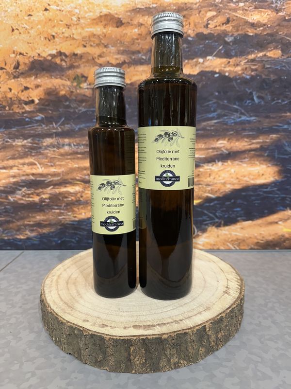 Olijfolie met Mediterrane kruiden + fles 500ml