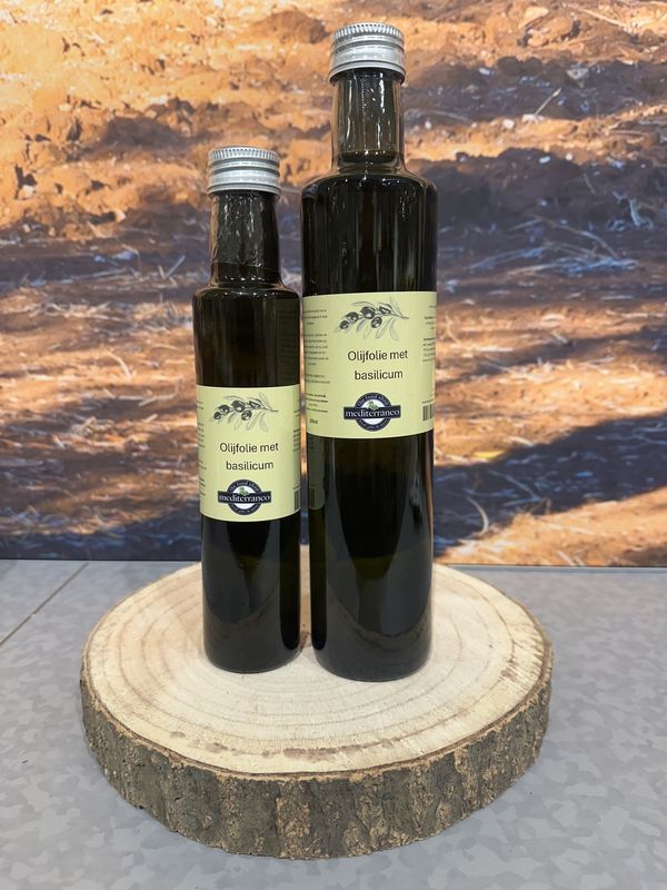 Olijfolie met basilicum + fles 500ml