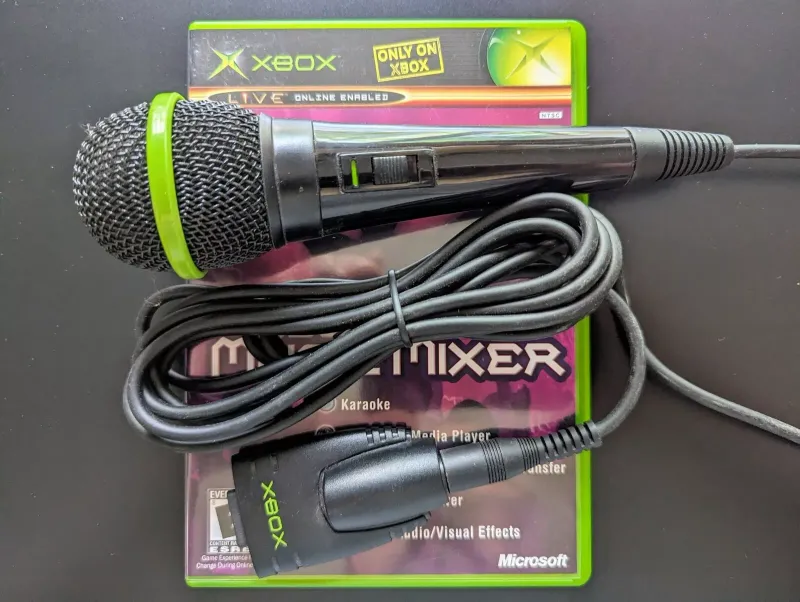 Xbox Music Mixer /w Microphone and Adapter Xbox Music Mixer /w Microphone and Adapter