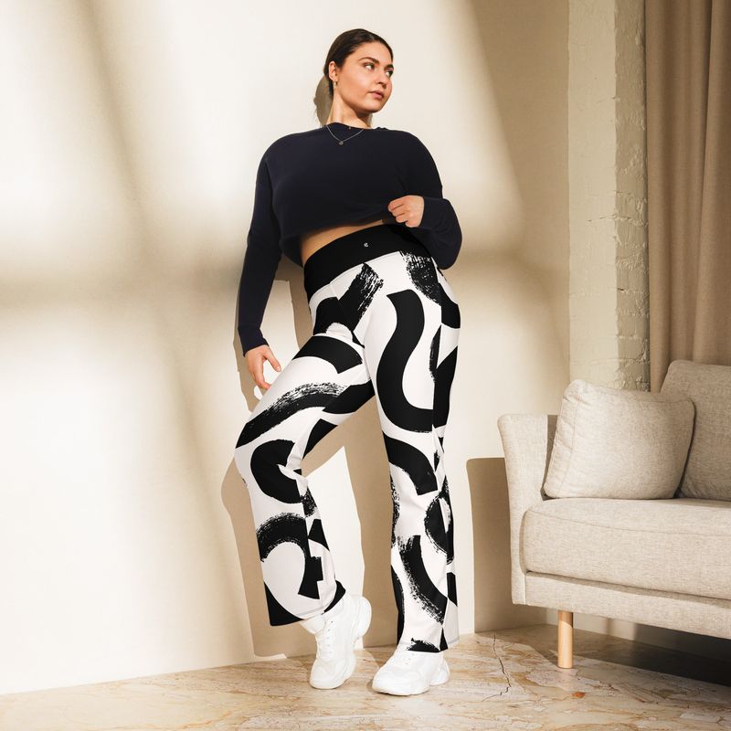 InkWave High‑Rise Performance Flare Leggings