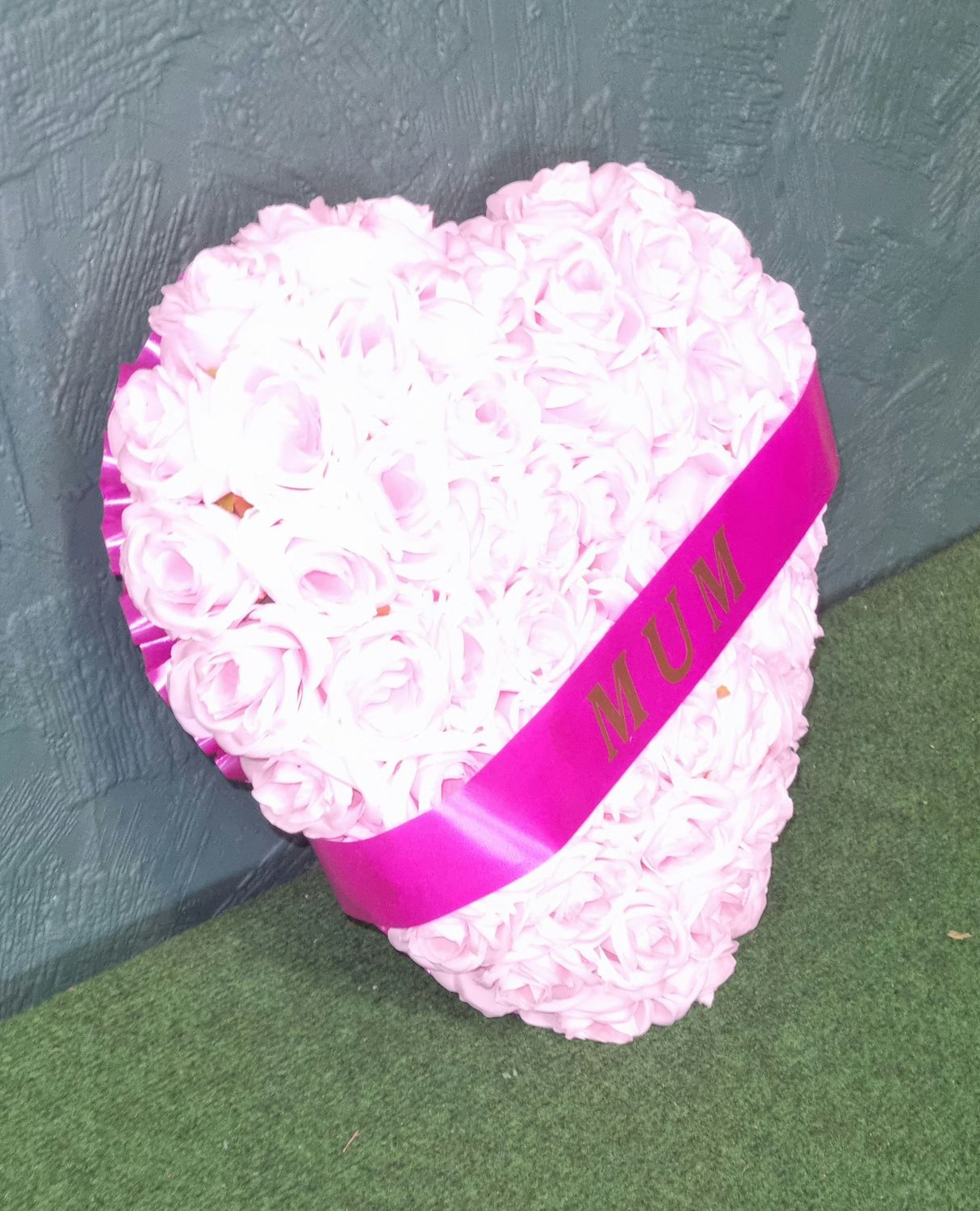 Artificial Pink Mum Heart Tribute