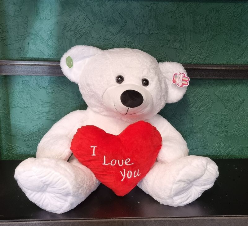 Love you Snuggle bear collection Size X large White This item comes gift wrapped