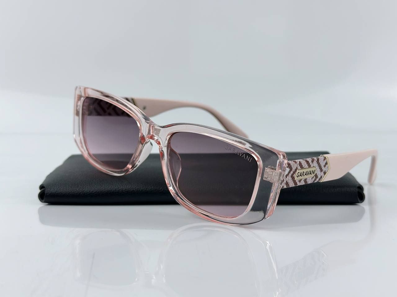 8062 GARAVANI نظارة نسائية PINK