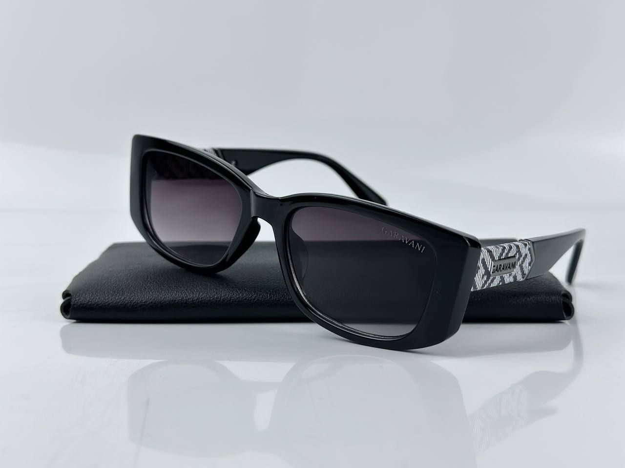 8062 GARAVANI نظارة نسائية BLACK