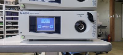 Sell Used Stryker L9000 Light Source 220210000