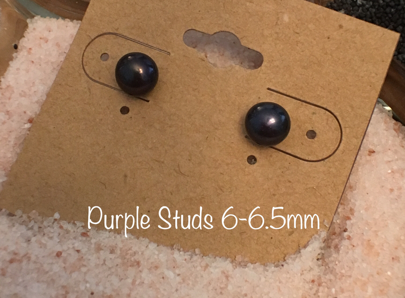 Dark/Purple Stud Earrings 6-6.5mm